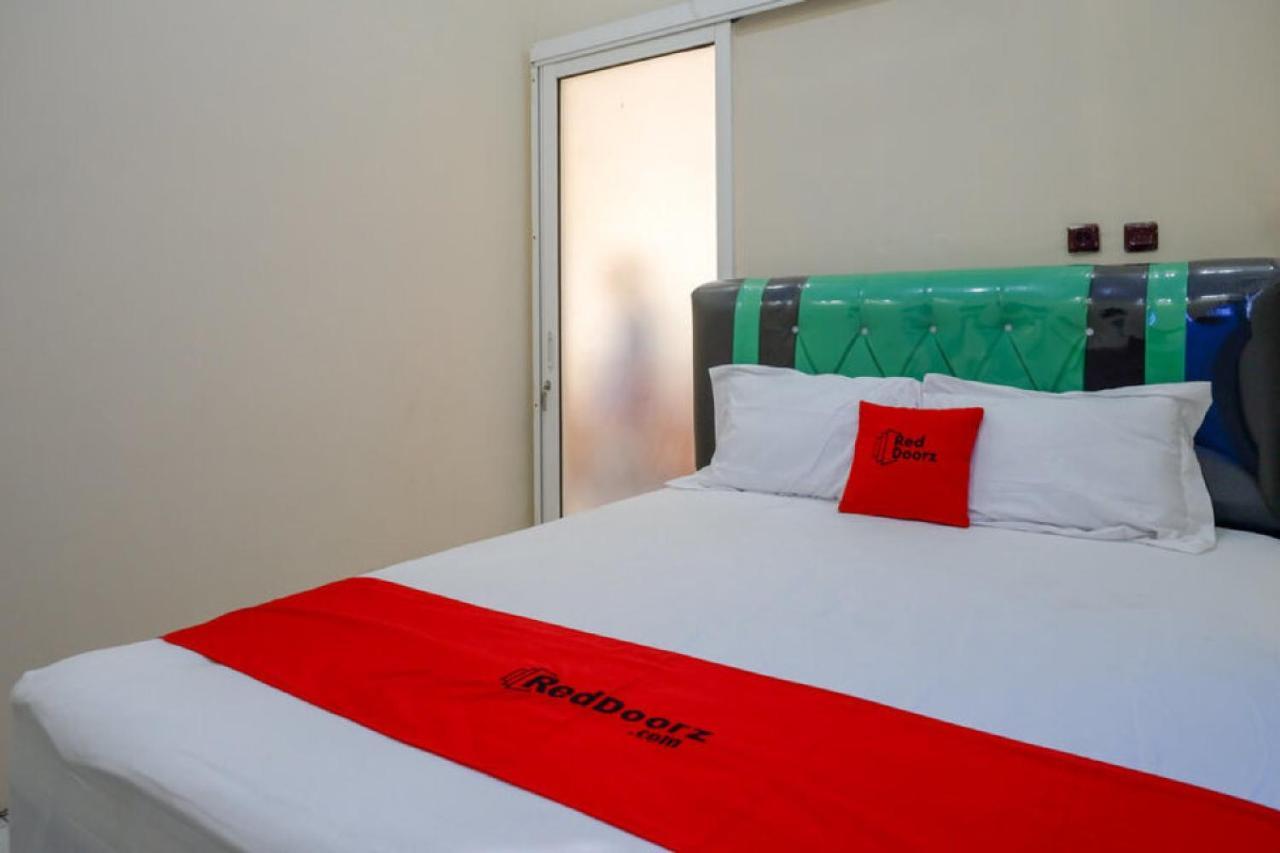 فندق Reddoorz @ Jalan Raya Kaliwungu Selatan Kendal المظهر الخارجي الصورة
