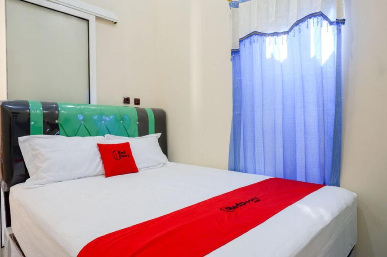فندق Reddoorz @ Jalan Raya Kaliwungu Selatan Kendal المظهر الخارجي الصورة