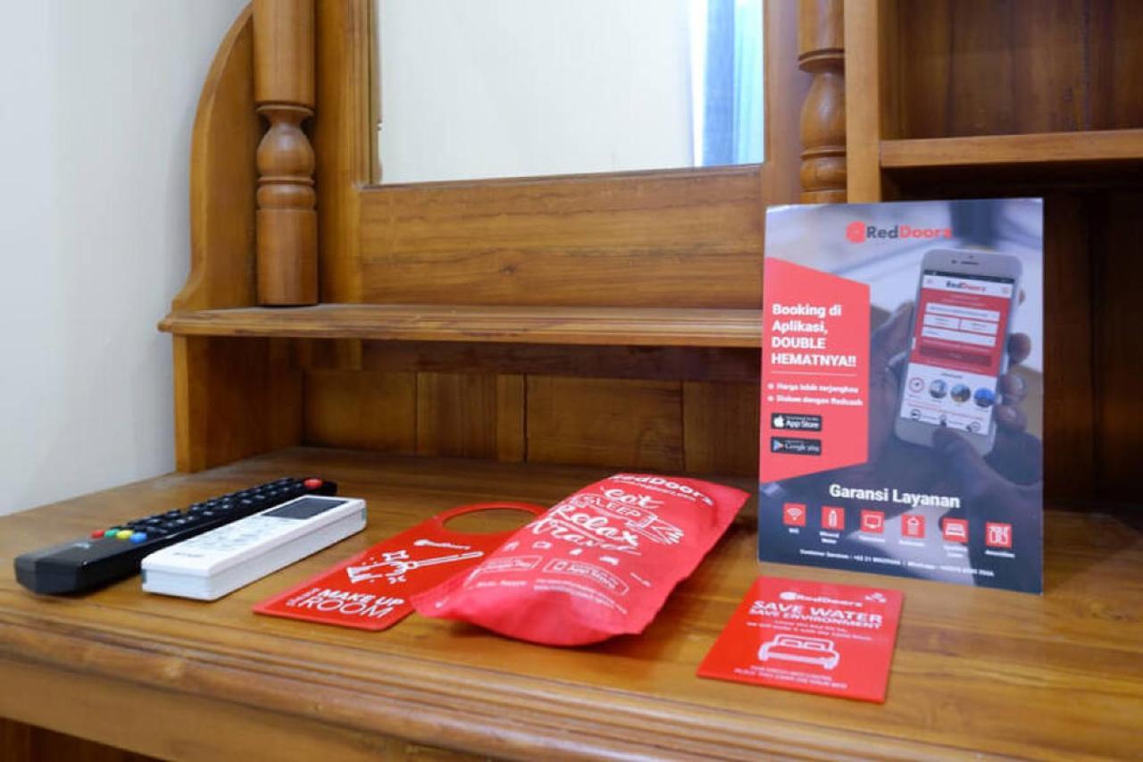 فندق Reddoorz @ Jalan Raya Kaliwungu Selatan Kendal المظهر الخارجي الصورة