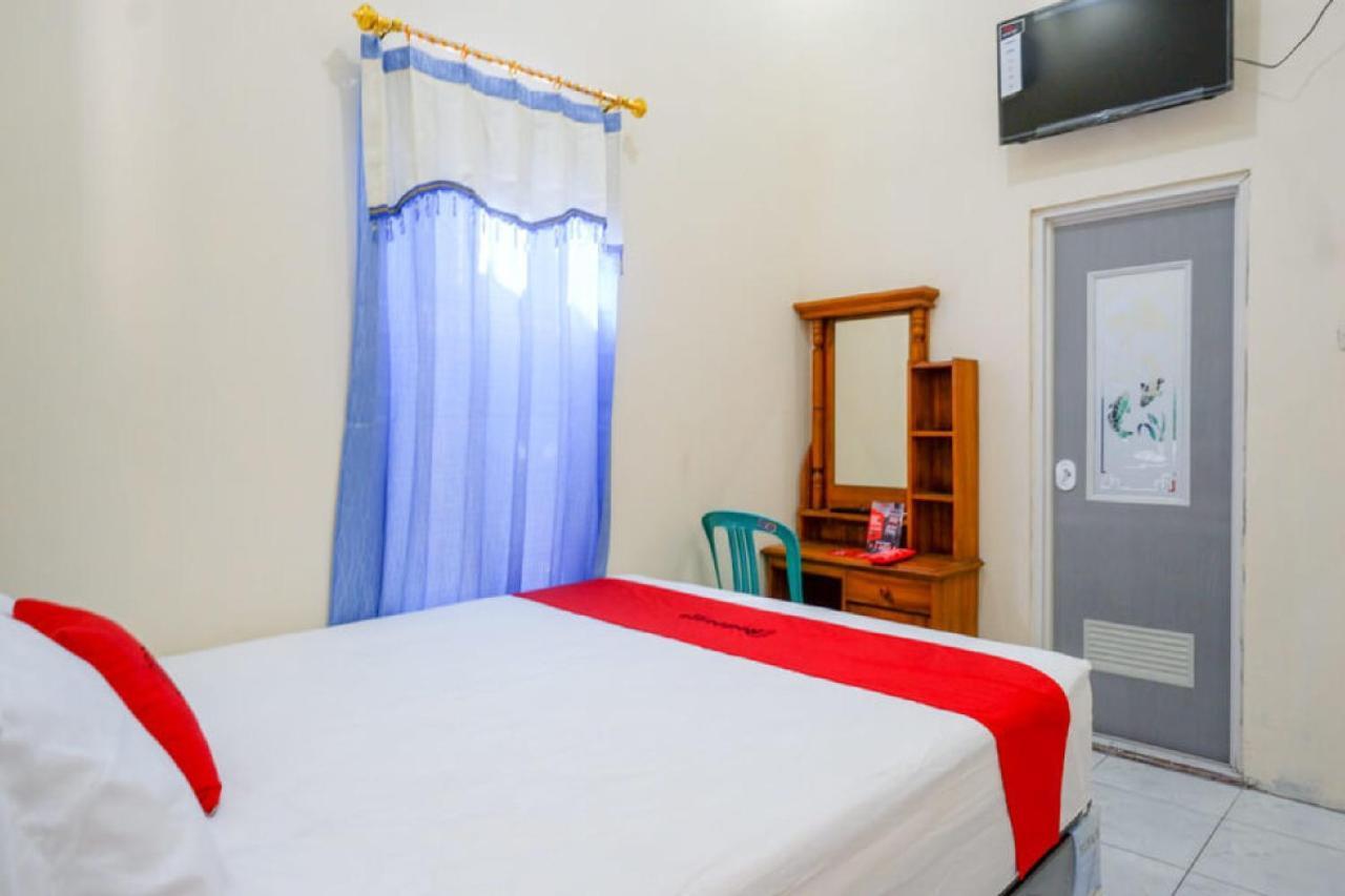 فندق Reddoorz @ Jalan Raya Kaliwungu Selatan Kendal المظهر الخارجي الصورة