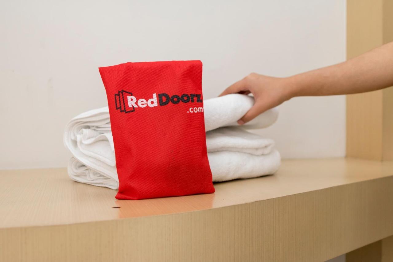 فندق Reddoorz @ Jalan Raya Kaliwungu Selatan Kendal المظهر الخارجي الصورة